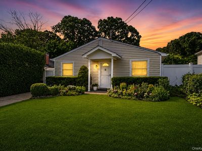 48 Oakmont Avenue