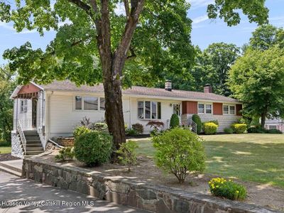 105 S Chapel Hill Road