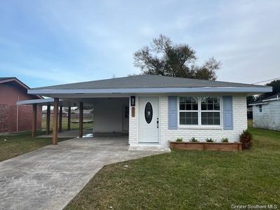 Property at 207 S Bowers Ave, Iowa, LA