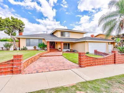 7653 Granada Dr