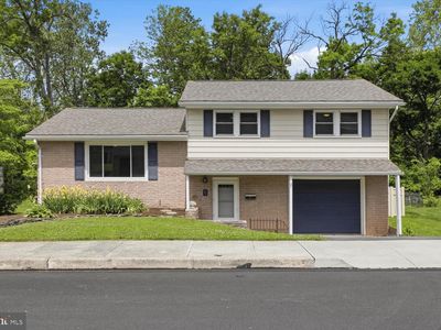 71 Circle Dr