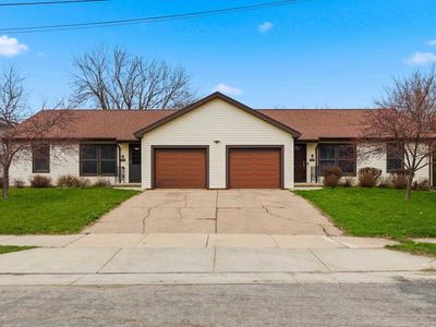 2502-2504 Greenway View