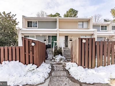 2412 Southgate Sq