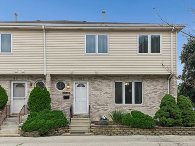 4241 Lindenwood Dr APT A