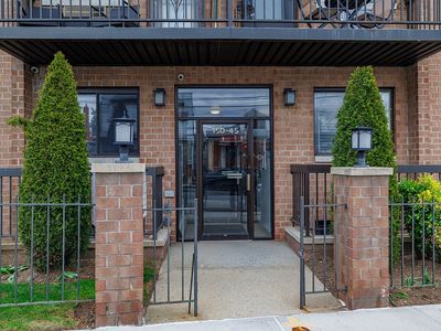 15045 Centreville St APT 3C