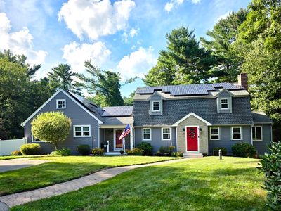 61 Lisa Ave