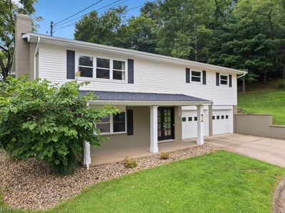 4611 Carole Dr