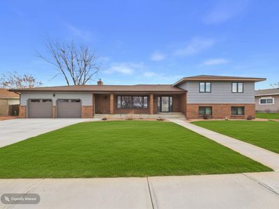853 N Day St #66