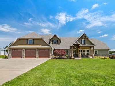15468 Vaughn Rd