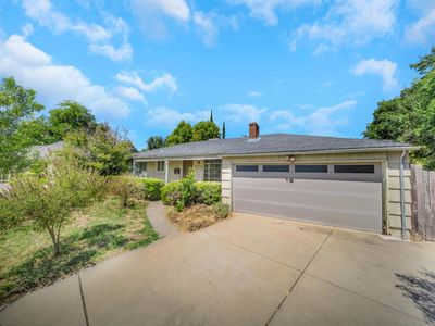 3613 Woodcrest Rd