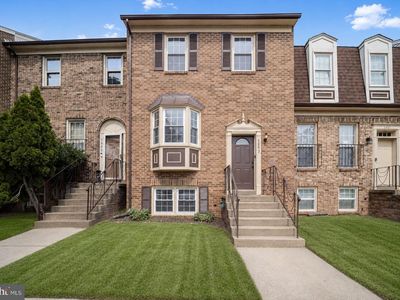 5943 Surratts Village Dr