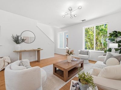 909 Alta Mar Ter