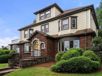 16 Douglas Rd