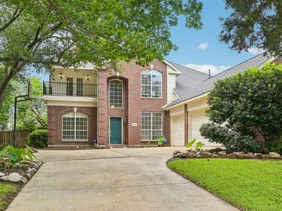 6909 Twin Ponds Dr