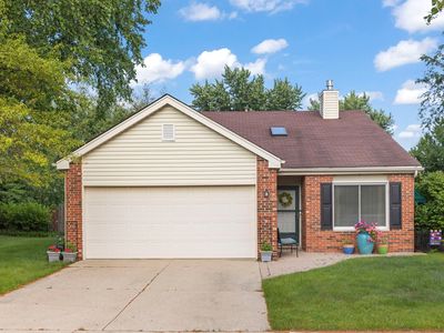 Property at 2S111 Waltham Ct, Warrenville, IL