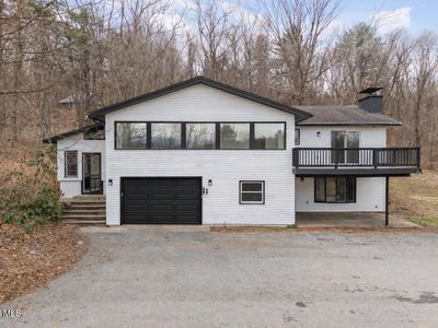 122 Parkhurst Road