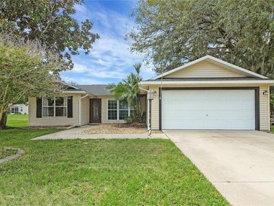 Property at 1204 Oak Hammock Ln, Lady Lake, FL