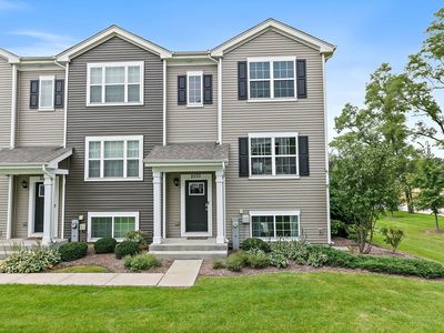 Property at 2570 Alison Ave, Hampshire, IL