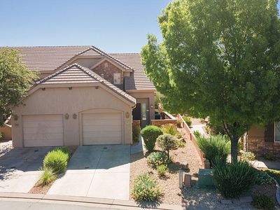 1984 N Pebble Beach Dr