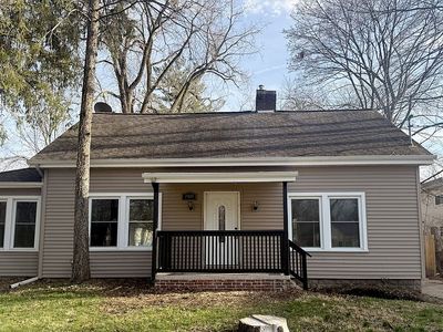 1909 W Holmes Rd