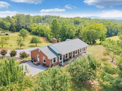 1125 Loyds Store Rd