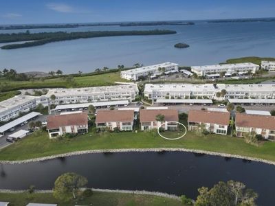 4868 Independence Dr