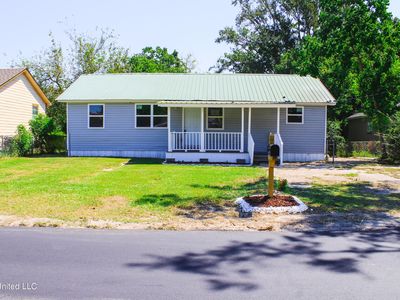1412 Genevieve Dr