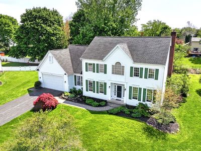 Property at 5 Lacosta Ct, Fairport, NY
