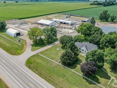 16002 Highway 71 S