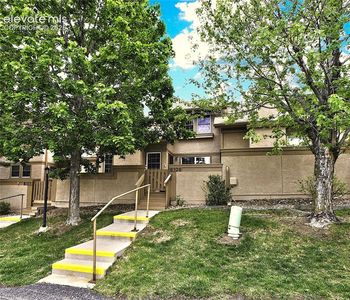 6109 Pine Hill Dr