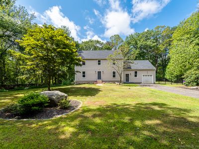 Property at 19 Warwickshire Drive, Killingworth, CT