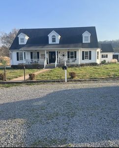 36 Parker Valley Ln