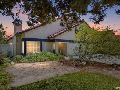 8742 Feathertop Rd