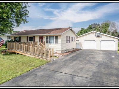 1709 DIVISION STREET