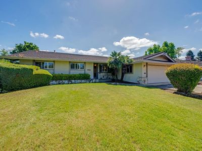 7341 S Land Park Dr