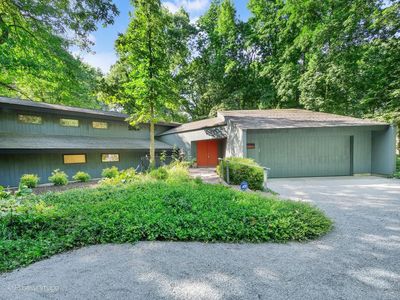 29W015 Forest Ln