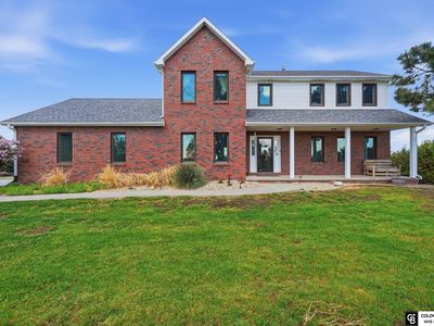 5901 Palomino Ln