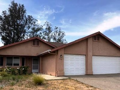716 Honey Grove Ln