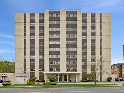 141 N La Grange Rd APT 903