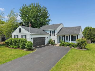 2104 Oakleaf Ln