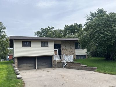 Property at 4011 Fairacres Rd, Kearney, NE