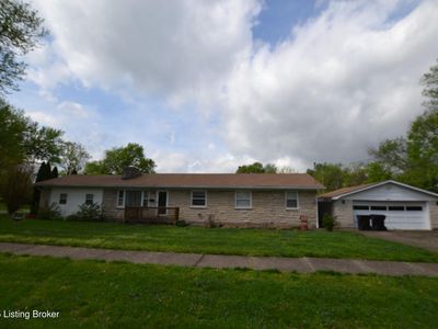 2430 Woodmont Dr