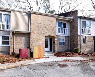 6403 Duquesne Pl