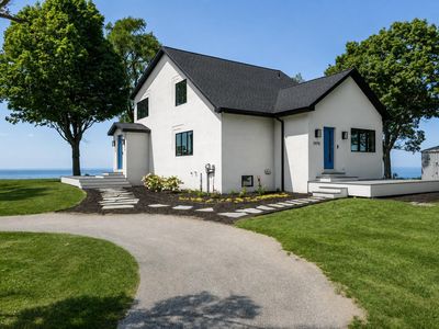 2475 Cedar Path