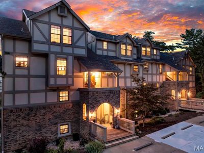 2201 Sequoia Park Ct APT E