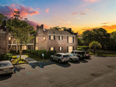 870 Colony Dr APT 14