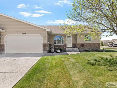 4094 Mathews Dr
