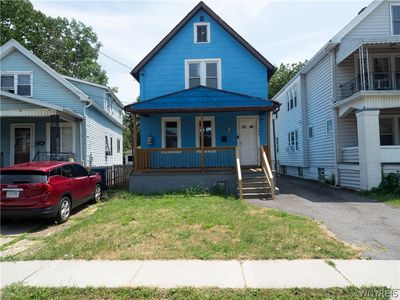 109 Roesch Ave