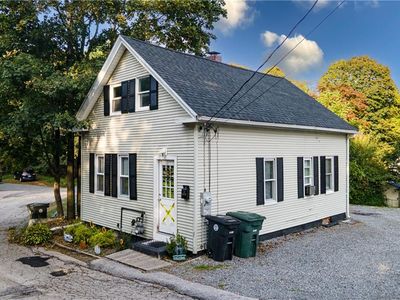 38 Capwell Ave