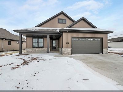 1617 N Honeysuckle Cir